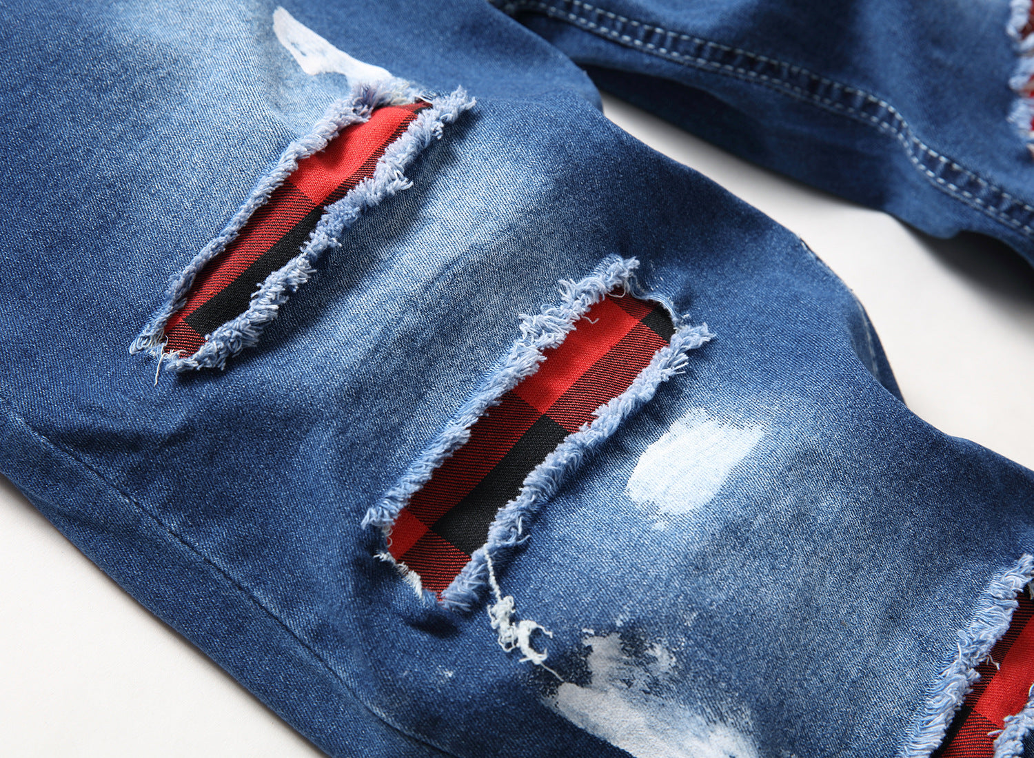 Broken Hole Embroidered Pencil jeansDescription:Closure Type: Zipper FlyApplicable Season: Four SeasonsApplicable Scene: DailyStyle: HIP HOPWaist Type: MIDDecoration: EmbroideryPattern Type: LetterMate